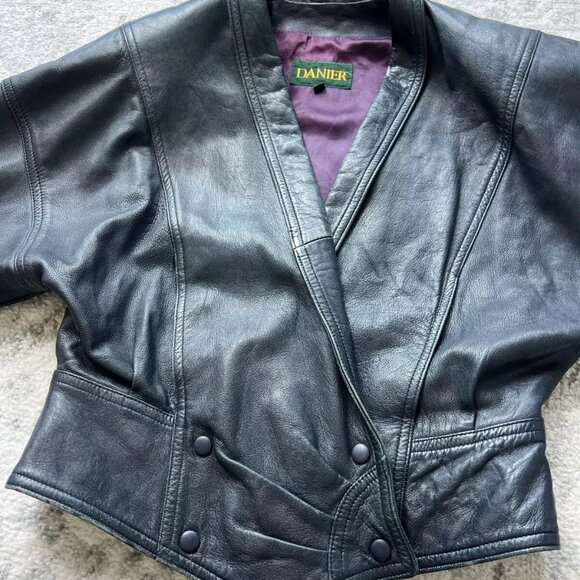 Vintage 1980s Padded Shoulder Black Leather Jacket, Danier - Picture 7 of 15